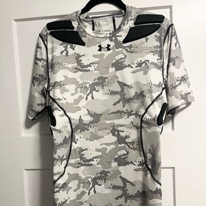 UA Men’s Gameday Compression Football Shirt Under Armour XL NWOT
